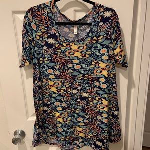 2/$10 LuLaRoe Perfect T Med